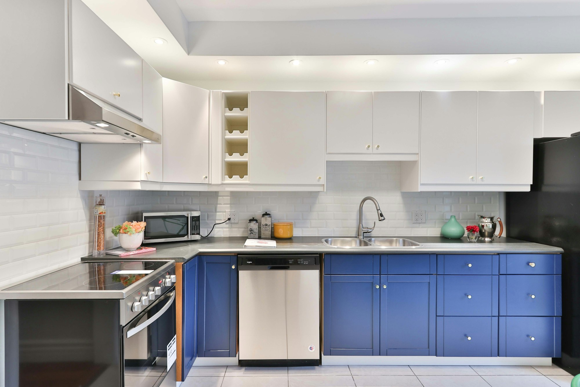 Kitchen Remodel Dubai